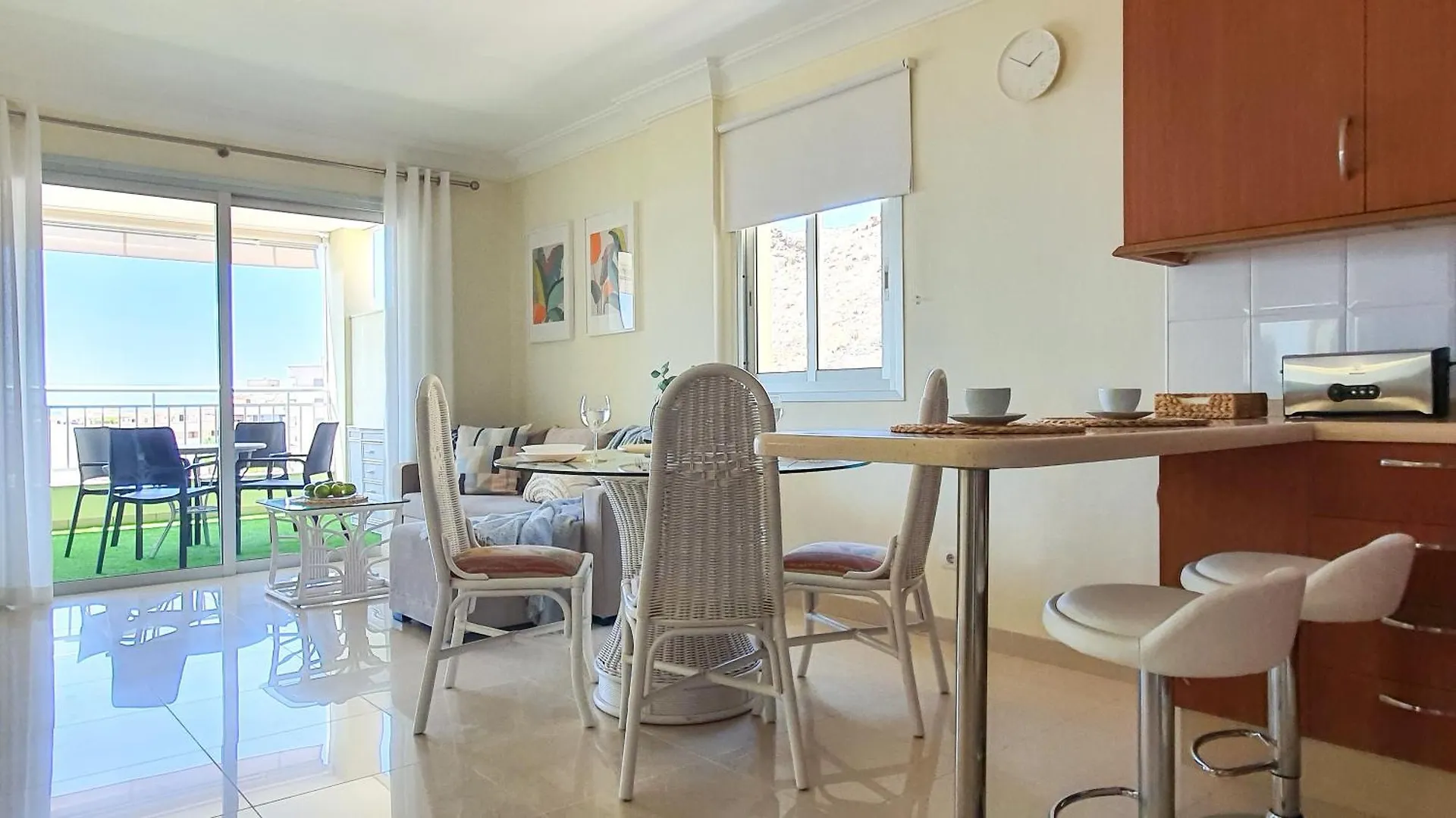 Apartamento Ocean View & Sunset Palm-Mar, Pool, Parking
