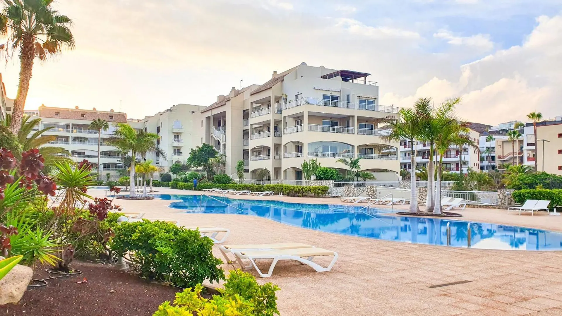 Apartamento Ocean View & Sunset Palm-Mar, Pool, Parking 0*, Palm-mar
